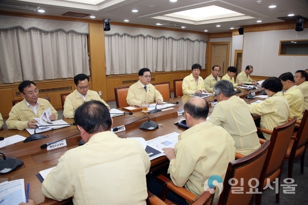 허성무 창원시장, 태풍‘콩레이’대비 긴급대책회의 @ 창원시 제공