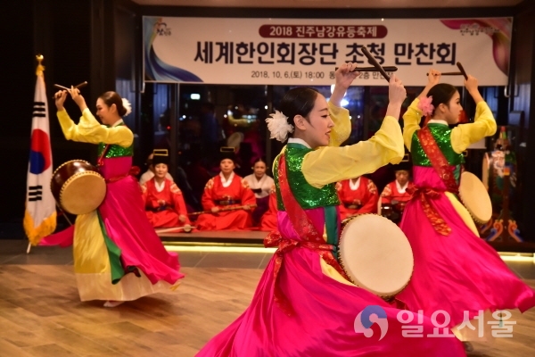 식전행사 국가무형문화재 진주검무보존회 공연 @ 진주시 제공