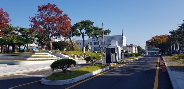 영천시청 주차장 무인정산기 정문 입출구