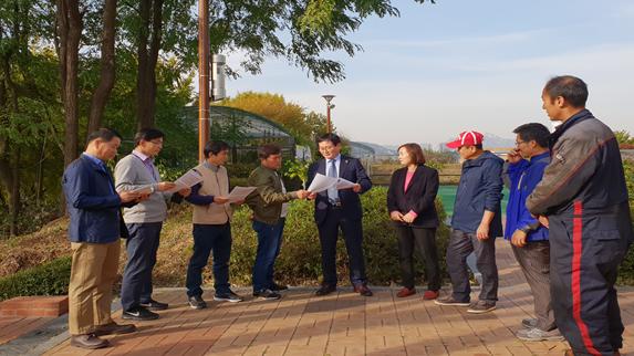 지난 25일, 이세열 의원은 지역주민, 관계공무원과 현장점검 후 해결점을 함께 고민했다.