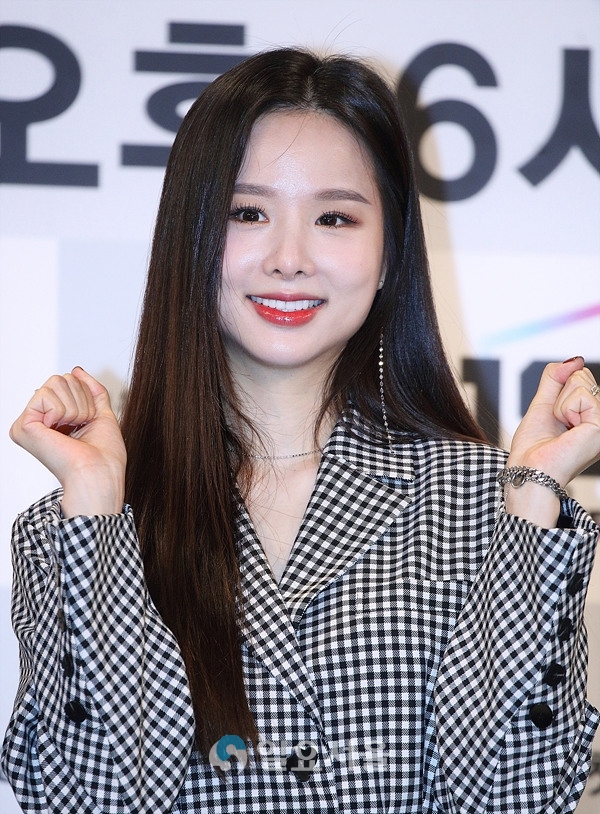 MBC예능 언더나인틴 제작발표회에 참석한 EXID 솔지