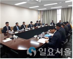 자랑스런 농ㆍ어업인 상, 심의 사진 @ 경상남도 제공