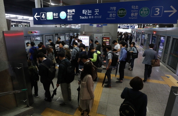 뉴시스