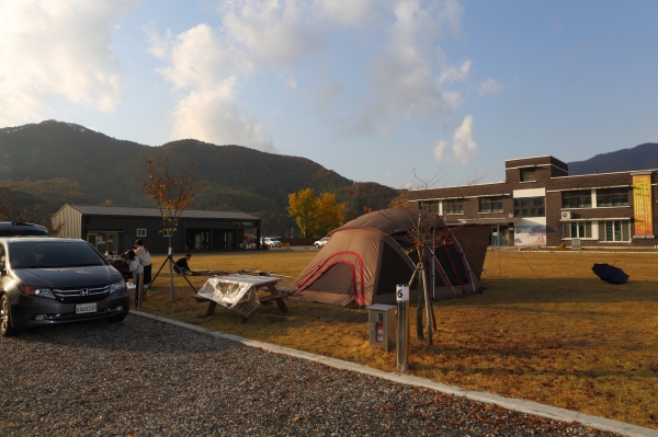 별난독서캠핑장