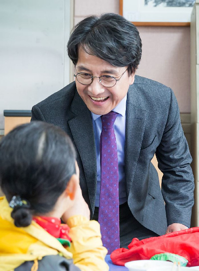 이재현 구청장, 주민의 다양한 의견을 수렴하고 있는 모습