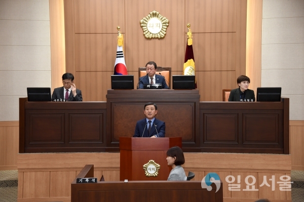 허성곤 시장, 시의회서 2019년 시정운영 방향 설명 @ 김해시 제공