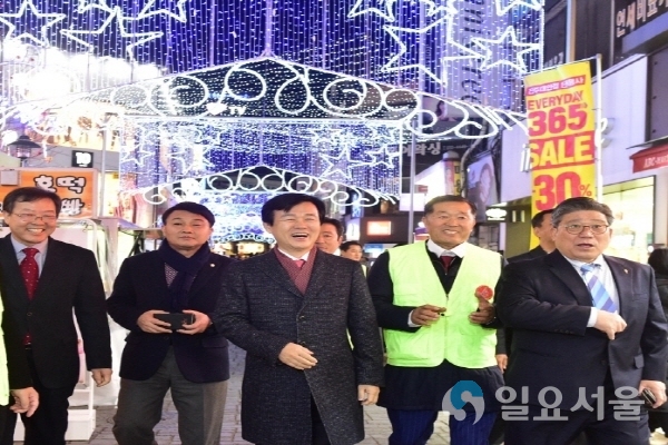 크리스마스트리 참빛문화 축제개막 @ 진주시 제공