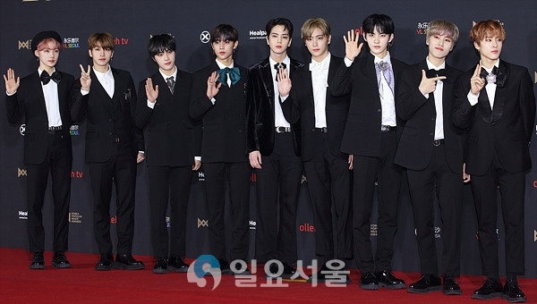 2018 KPMA 레드카펫 행사에 참석한 더보이즈