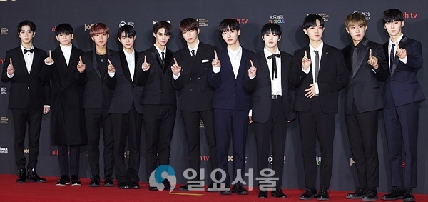 2018 KPMA 레드카펫 행사에 참석한 워너원