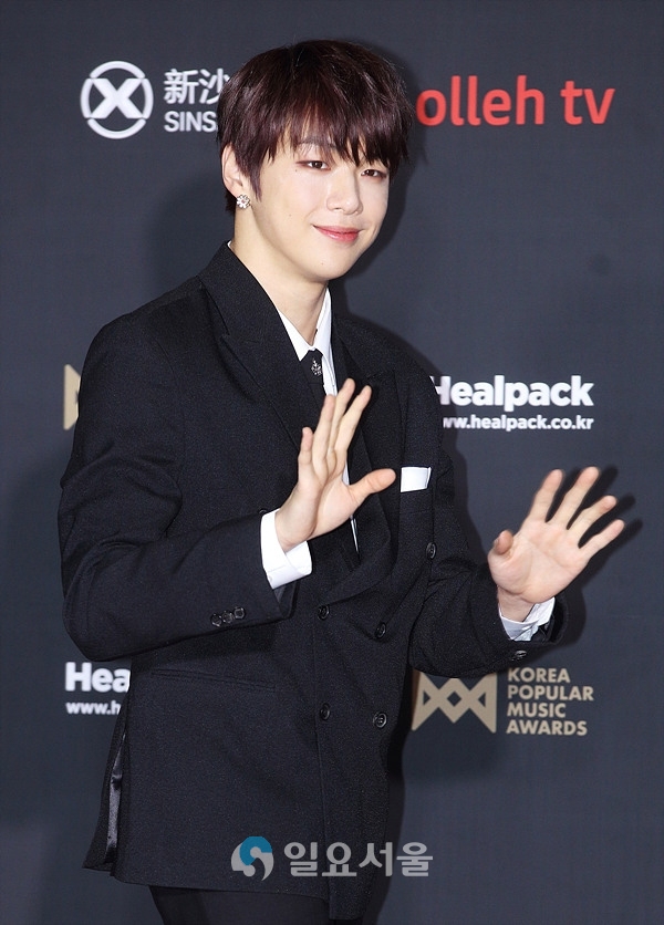 2018 KPMA 레드카펫 행사에 참석한 워너원 강다니엘