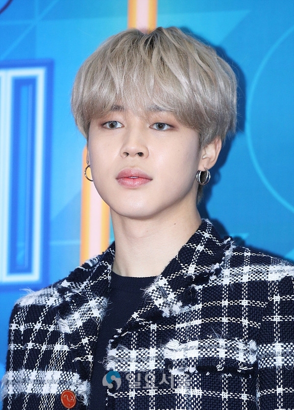 2018 KBS가요대축제 레드카펫 행사에 참석한 방탄소년단 지민