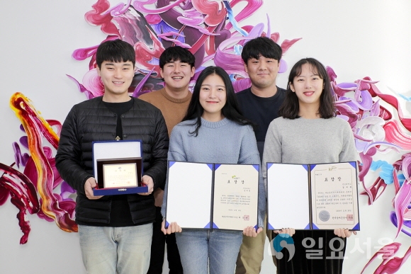 왼쪽부터 영남대 건축학부 이석민, 김영일, 윤미경, 김지윤, 김준기 씨. 사진제공=영남대