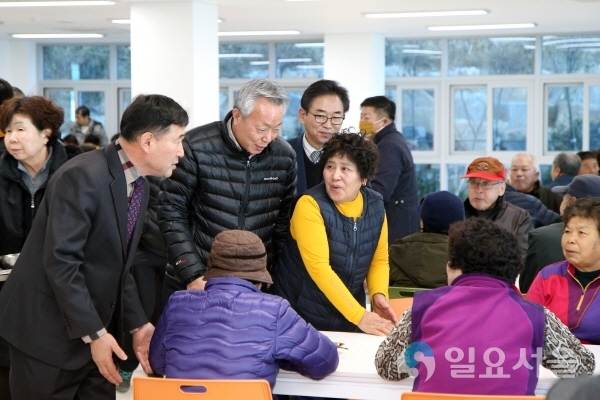 종합복지관 떡국나눔 @ 하동군 제공