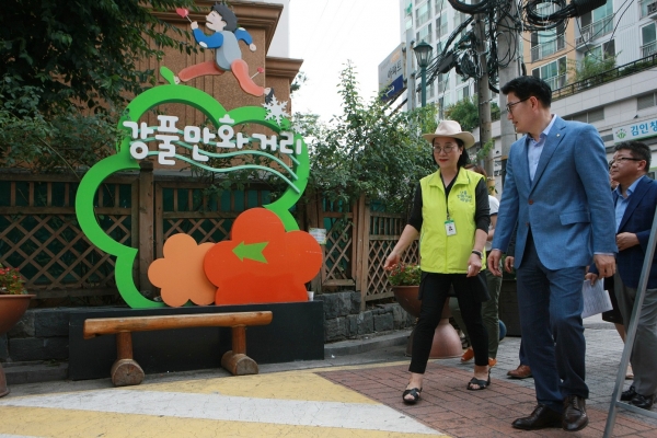 '강풀만화거리'를 문화거리로 조성 (사진=강동구 제공)