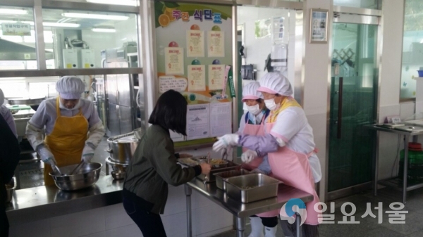 산청군 노인일자리 사회활동 @ 산청군 제공