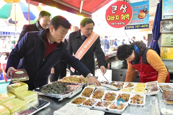 조규일 진주시장 설명절 민생현안 점검 등 소통행보 나서 © 진주시 제공