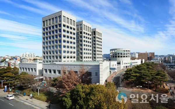 진주시청 전경