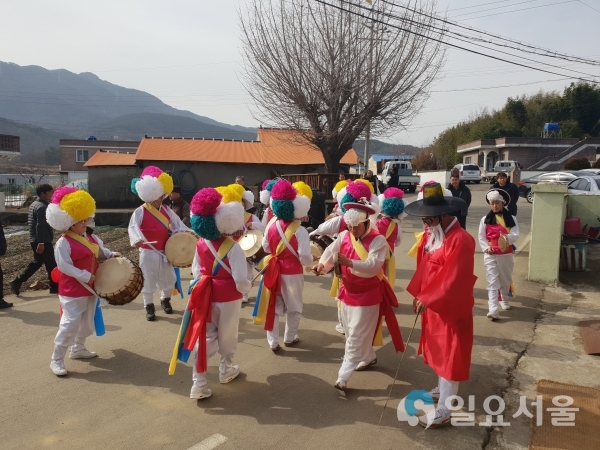 지신밟기 © 고성군 제공