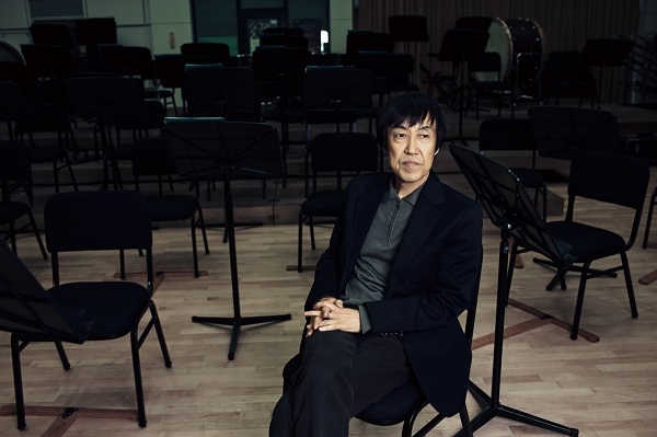 제5대 포항시립교향악단 예술감독 겸 상임지휘자에 임헌정(66세)씨.