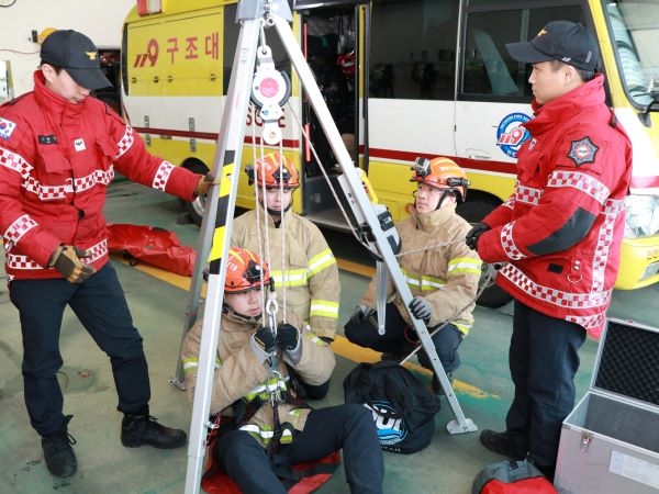 신임 소방공무원 현장교육 모습