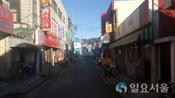 상권활성화 특화거리(김해먹거리1번지) © 김해시 제공
