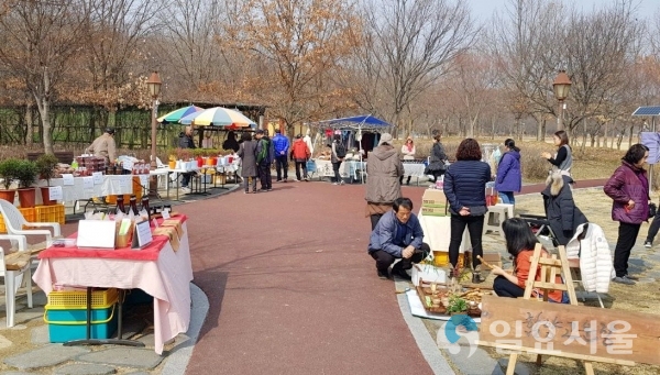 상림공원서 매주 토·일요일 개장 © 함양군 제공
