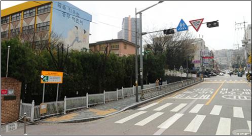 충무초등학교 앞 통학로 녹화사업 대상지