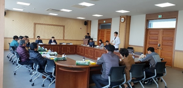 경주시 보건소 치매안심센터가 읍면동을 대상으로 치매안심센터에서 제공하는 서비스를 집중 하고 있다.