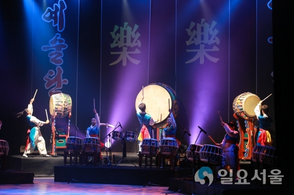 예술단 樂의 퓨전국악콘서트 ‘새놀이' 예술단 樂 공연사진 © 남해군 제공