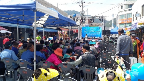 제7회 삼천포용궁수산시장 용궁축원제 © 사천시 제공