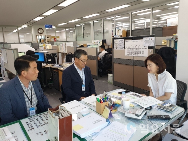 이영호 기획예산실장이 기획재정부를 방문하여 주요 현안사업에 대한 국비지원 필요성과 당위성을 설명했다. © 창원시 제공