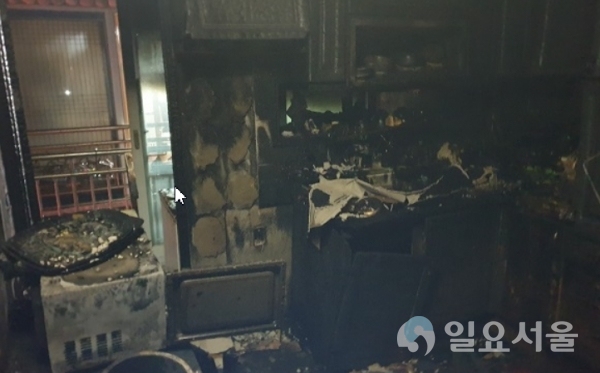 김해 봉황동 주택화재 사진