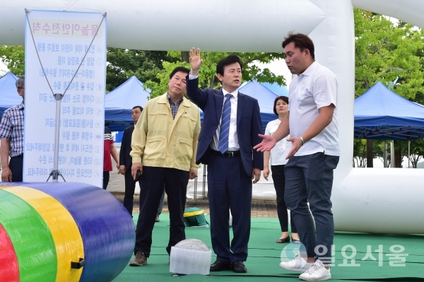 물첨벙 물장구 어린이 놀이장 개장 사전 준비     © 진주시 제공