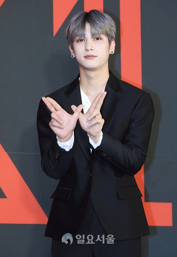 데뷔 미니 1집 비상 : QUANTUM LEAP(퀀텀 리프) 발매한 엑스원(X1) 멤버 이한결