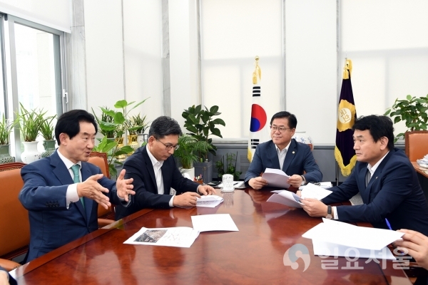 안병용 의정부시장, 김경욱 국토교통부 제2차관과 지역현안 논의