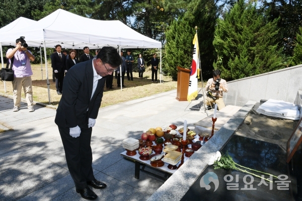 김덕문외 12용사 유해이전