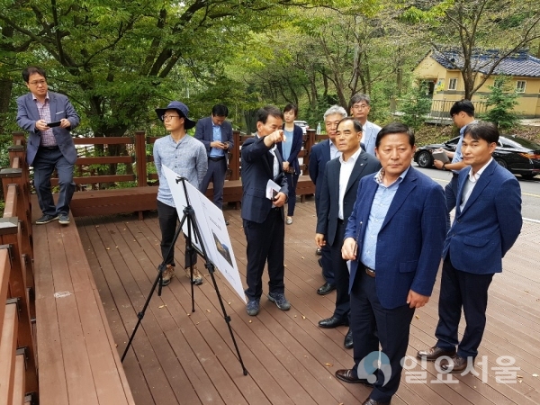농어촌공사와 함안군이 함안군 농정발전과 농업생산기반시설을 활용한 지역경제 활성화 등에 상호 협력하기로 했다.  © 함안군 제공