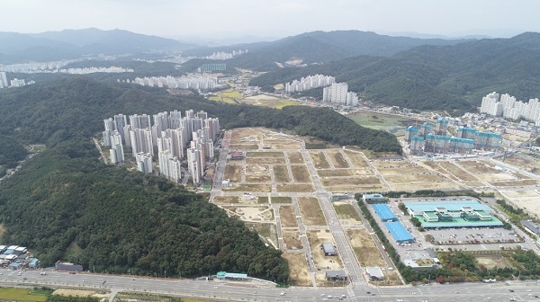 구미시가 2013년 9월 도시개발사업 실시계획인가를 받아 시행한 문성2지구 도시개발사업을 완료했다.