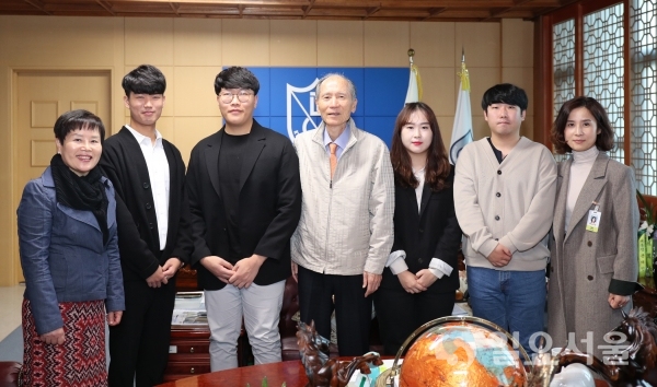 경남대 해외 비즈니스 체험단 장학금 전달식 @ 경남대학교 제공