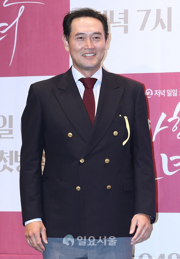 드라마 우아한 모녀 제작발표회에 참석한 김명수