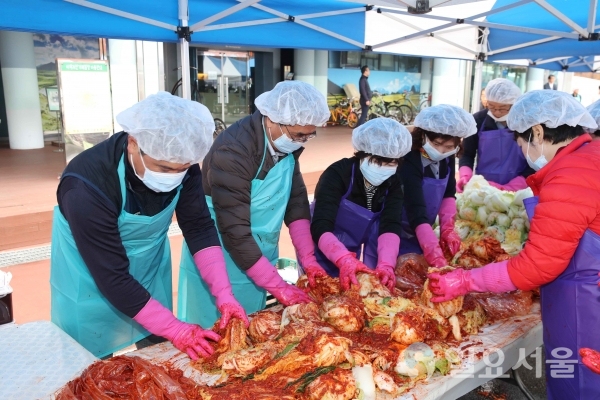 창원경륜공단, 노사 행복한 동행 김장나누기 행사 @ 창원경륜공단 제공