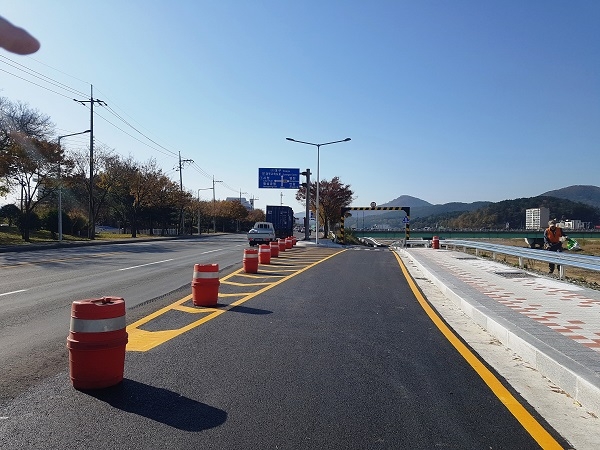 금장교 지하차도.