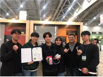 (좌측부터)김지훈, 김겸, 박한혁, 신하영, 문재석, 박원식