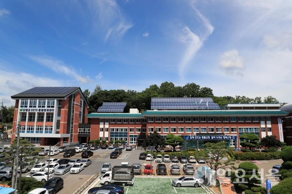 산청군청 청사 전경