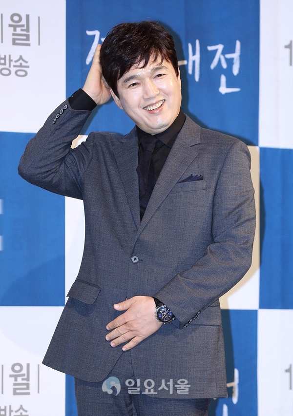 드라마 검사내전 제작발표회에 참석한 김광규