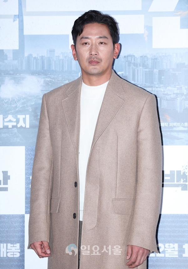 백두산 언론시사회에 참석한 하정우