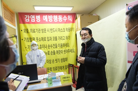 목포시 김종식 시장은 신종코로나바이러스감염증에 대한 선제적 차단을 위한 경계 강화를 강력 지시했다.