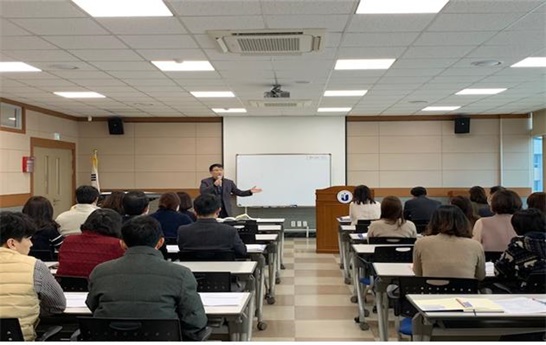 여수교육지원청 각 과 회계담당자 및 사업담당자 등 70여명이 함께했다.