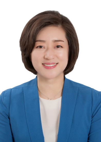 서울 구로을에 출사표를 던진 조규영 더불어민주당 예비후보. 조 예비후보는 사회복지사 출신으로 서울시의회 3선 의원, 서울시의회 부회장 등을 거친 바 있다.