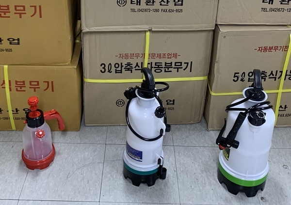 ▲압축 분무기(사진제공=광산구청)